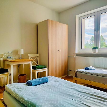 Hotel Dom Bez Scian Gubin Esterno foto