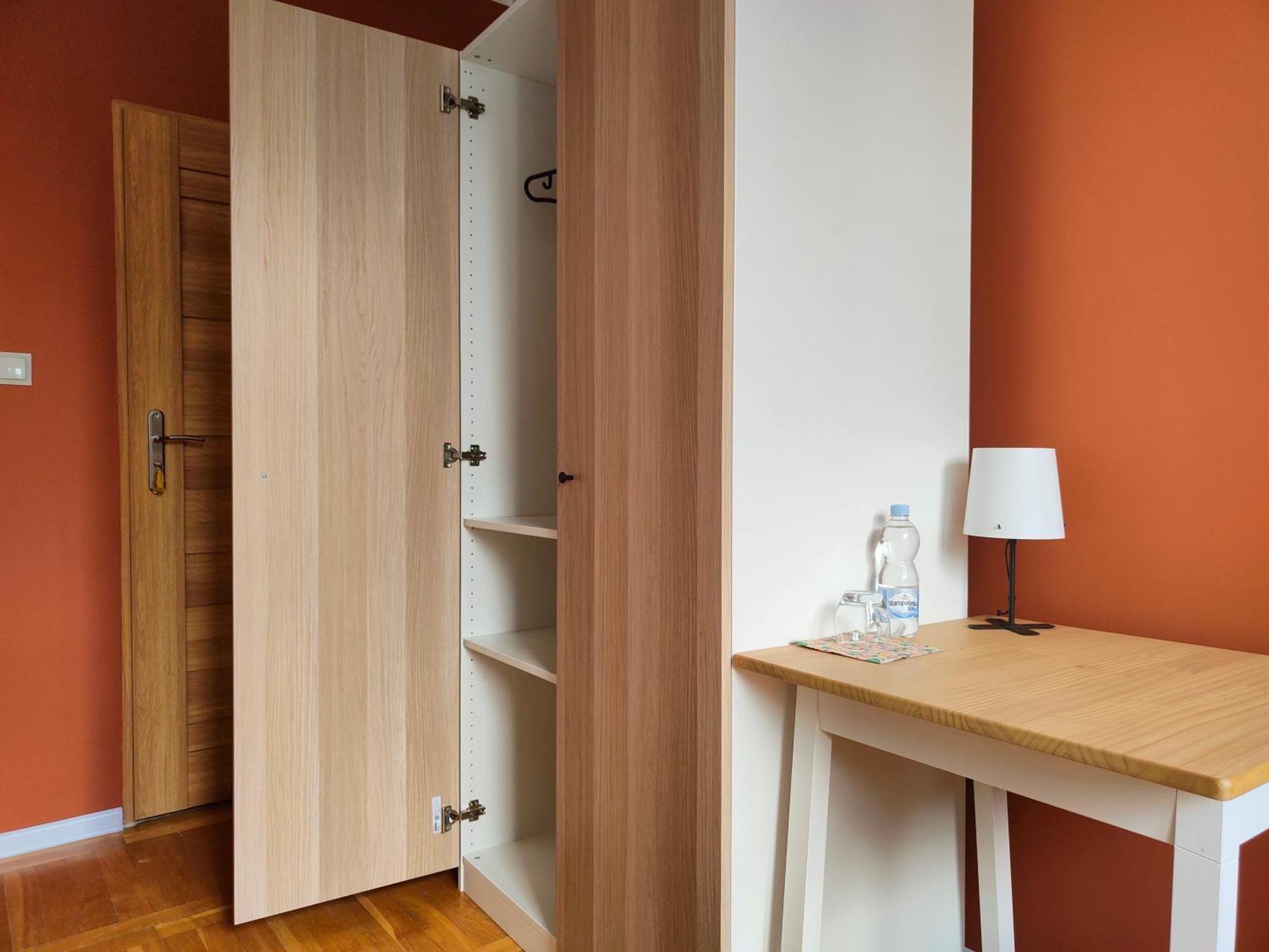Hotel Dom Bez Scian Gubin Esterno foto