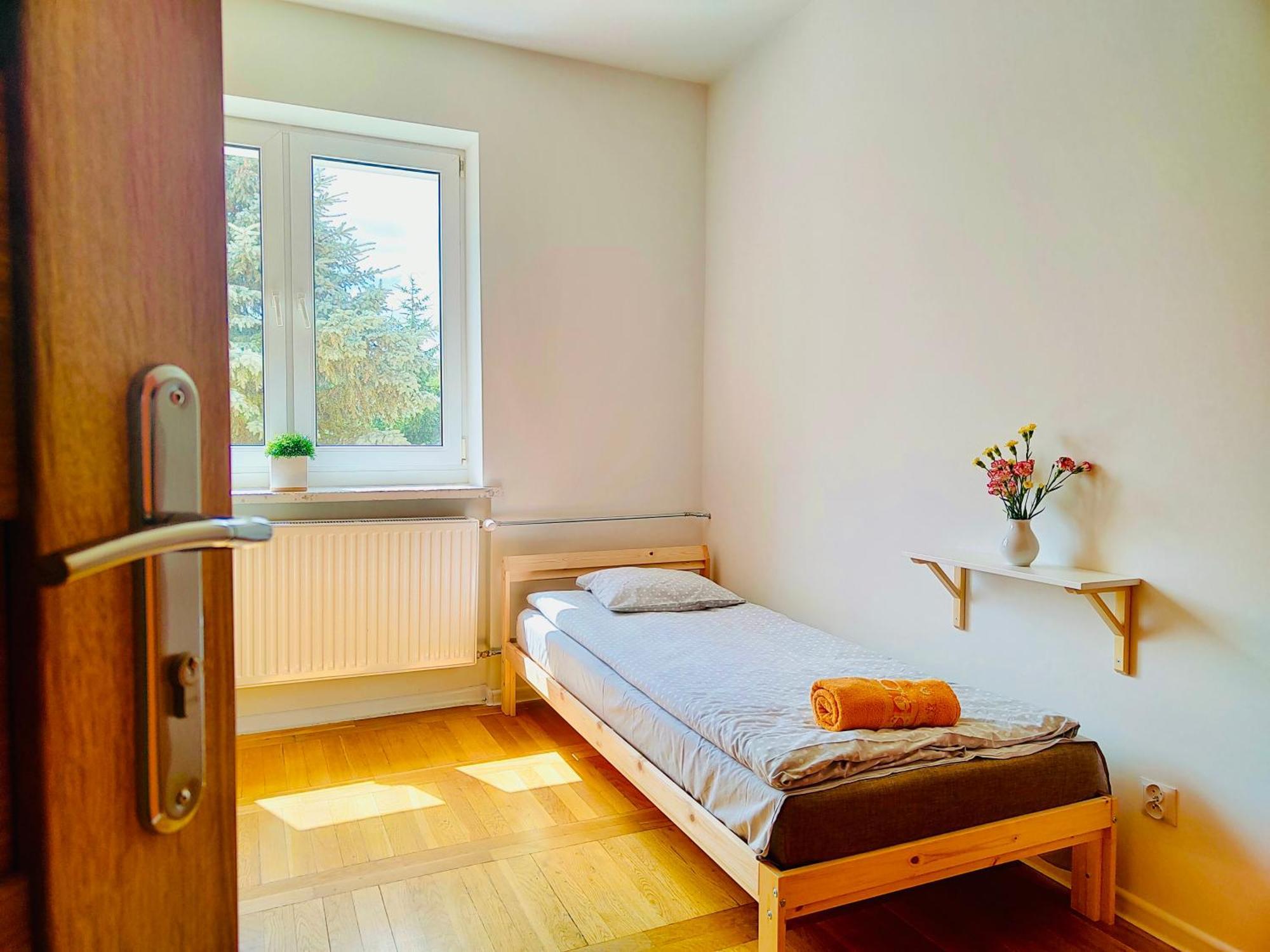 Hotel Dom Bez Scian Gubin Esterno foto